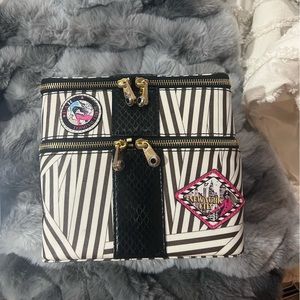 Rare/HTF* Henri Bendel Train Case, 2 Compartments